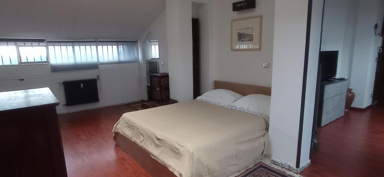 Appartamento Mansardato Ipatrizi Moncalieri Exterior foto